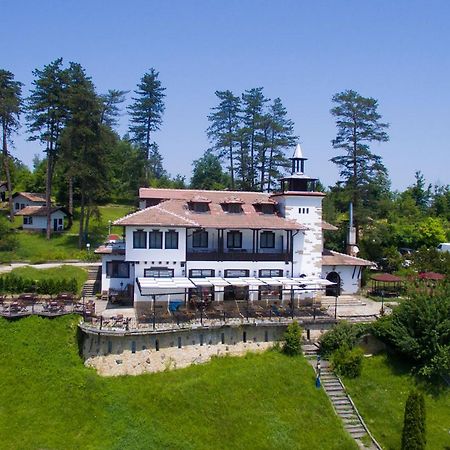 Complex Brashlyan Hotell Trjavna Exteriör bild