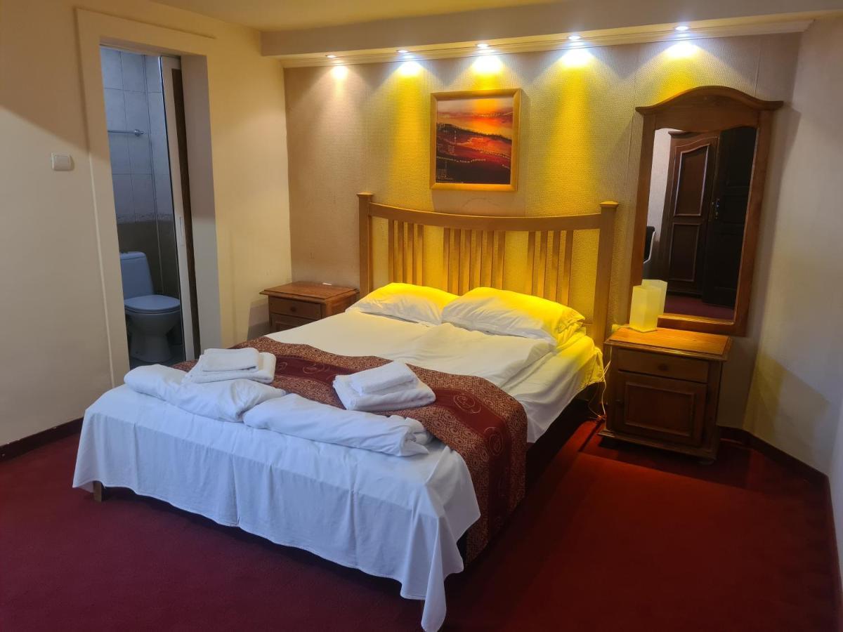 Complex Brashlyan Hotell Trjavna Exteriör bild