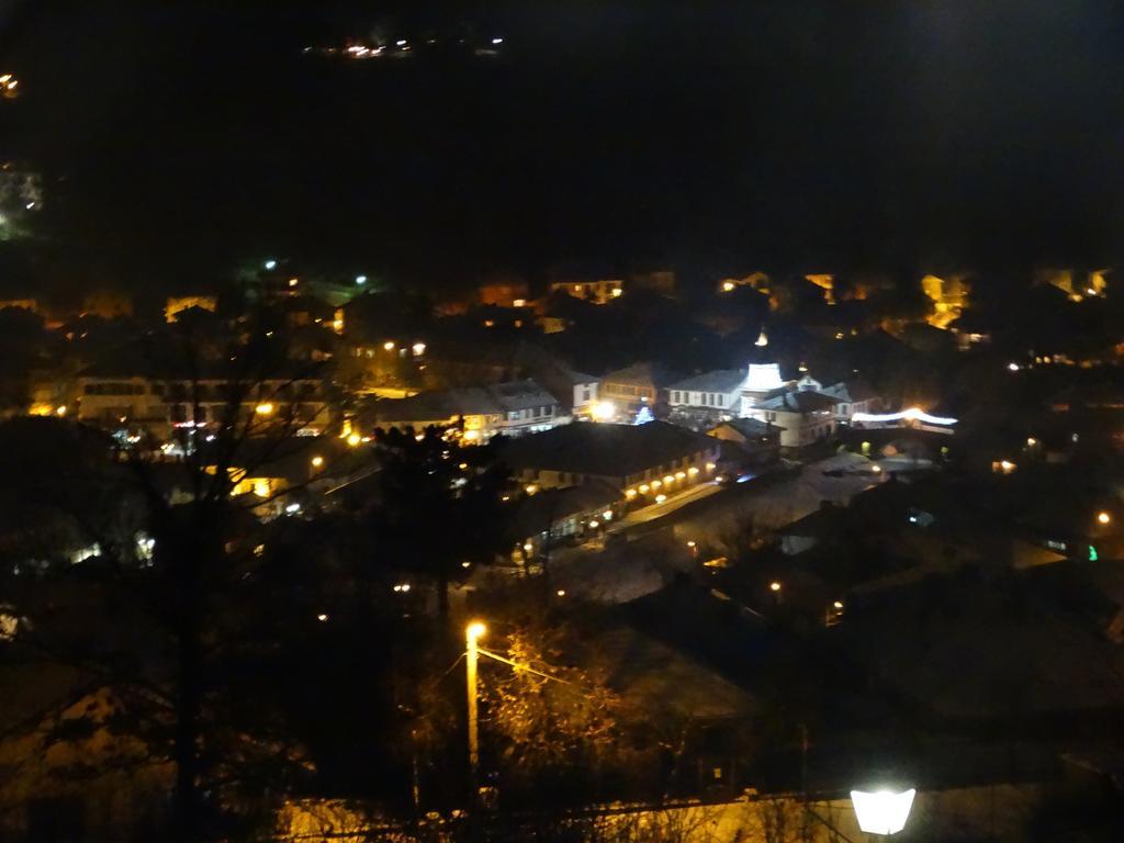 Complex Brashlyan Hotell Trjavna Exteriör bild