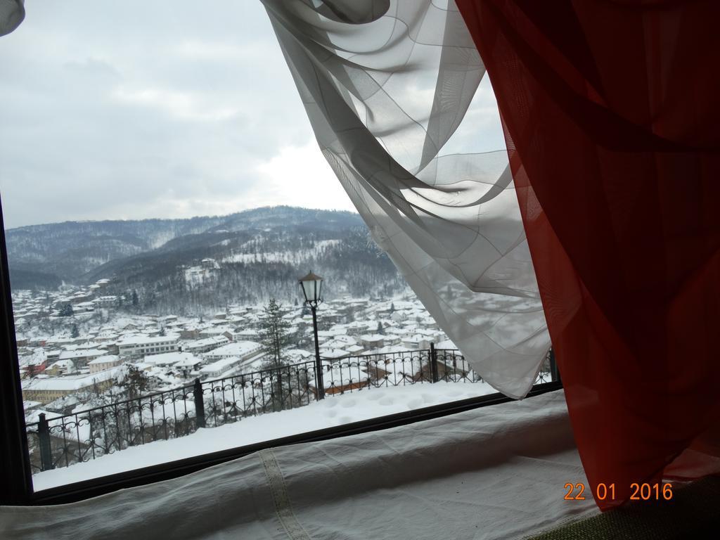 Complex Brashlyan Hotell Trjavna Exteriör bild