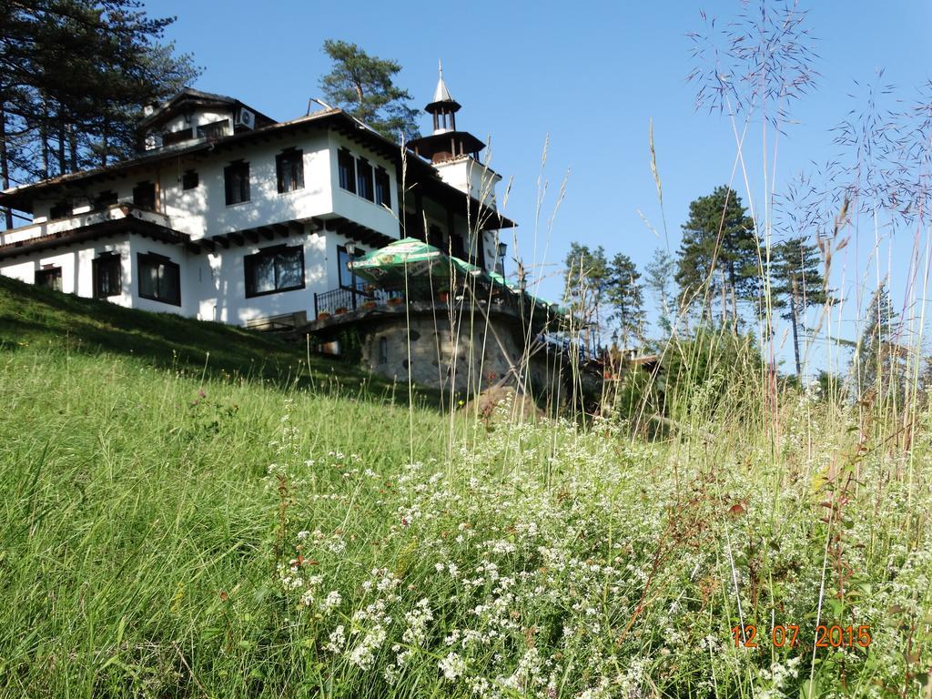Complex Brashlyan Hotell Trjavna Exteriör bild