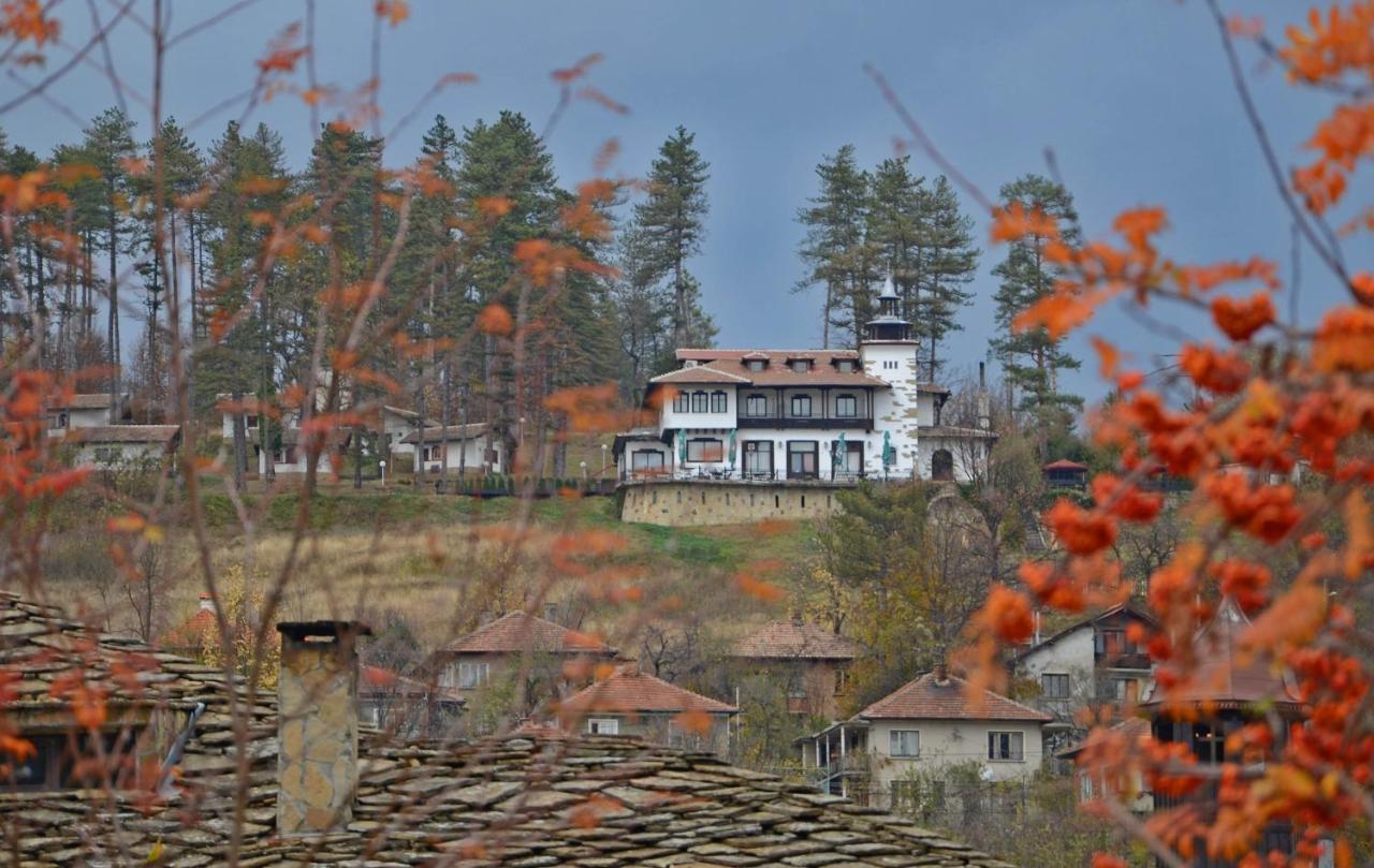 Complex Brashlyan Hotell Trjavna Exteriör bild